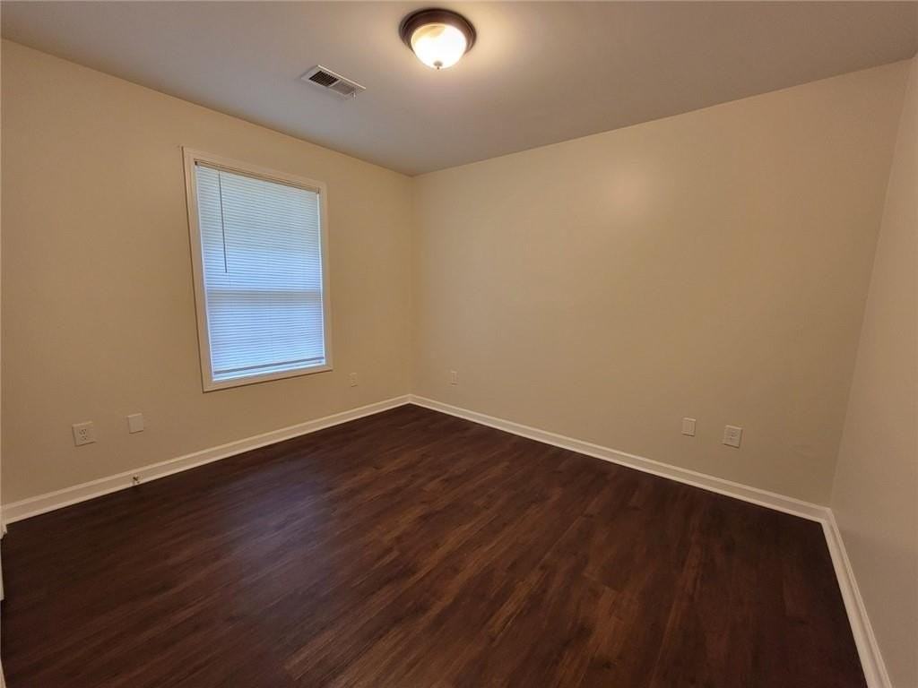 9167 Bent Pine Ct Ne - Photo 7 of 9