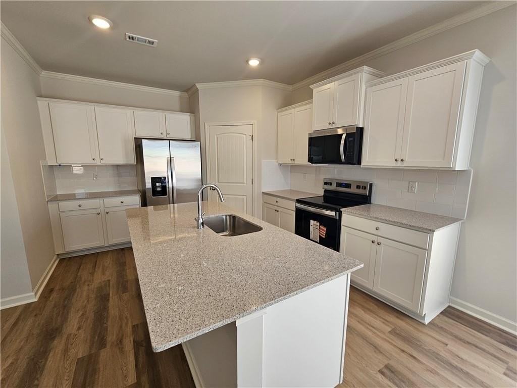 27 Berryville Dr - Photo 5 of 40