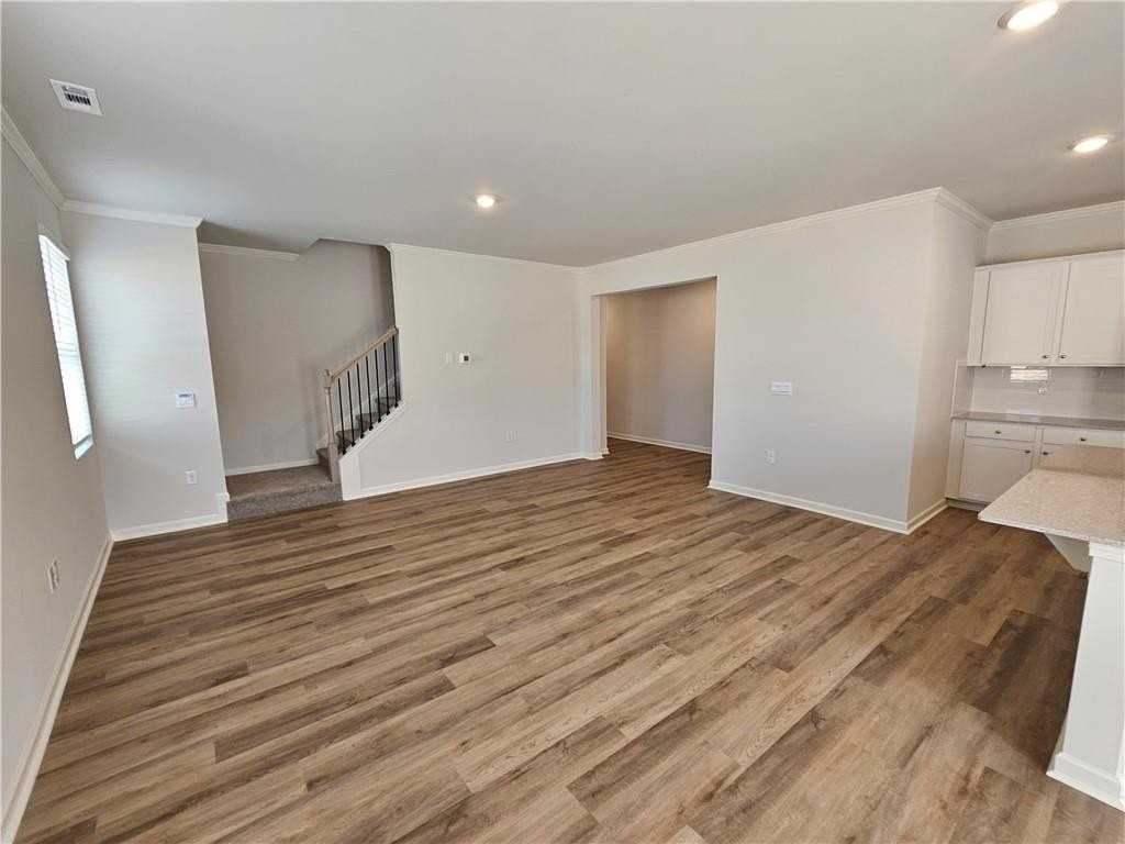 27 Berryville Dr - Photo 7 of 43