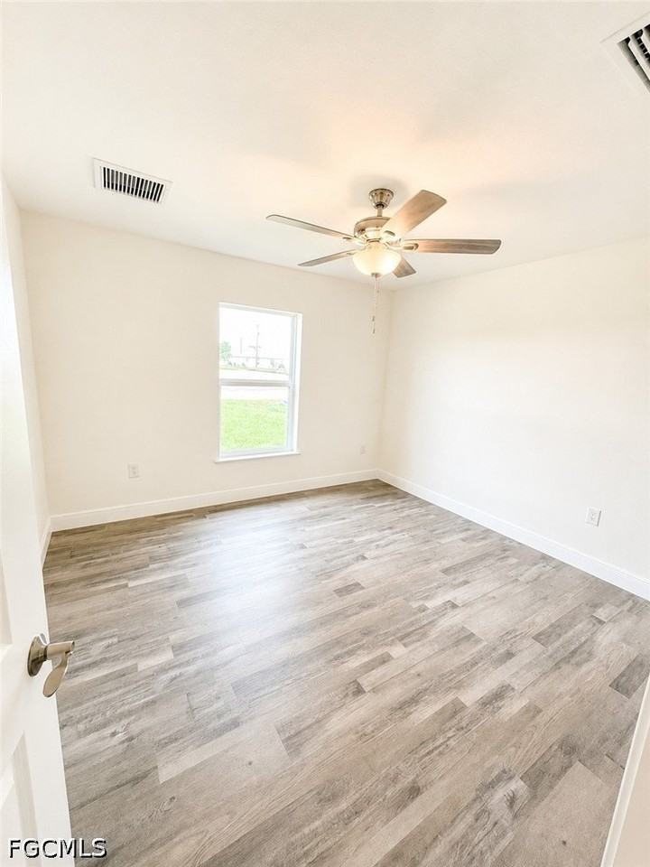 233 Nw 22nd Pl - Photo 4 of 8