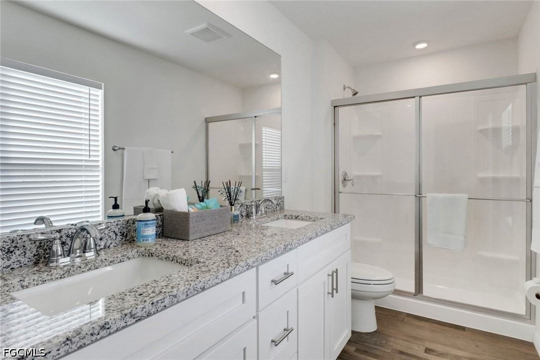 233 Nw 22nd Pl - Photo 5 of 8