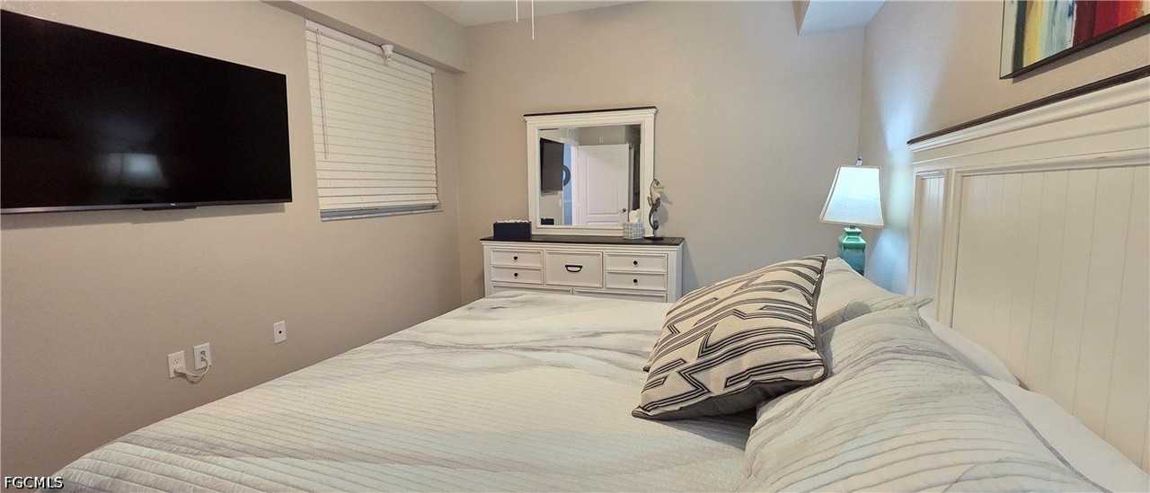 16635 Lake Circle Dr #612 - Photo 3 of 27