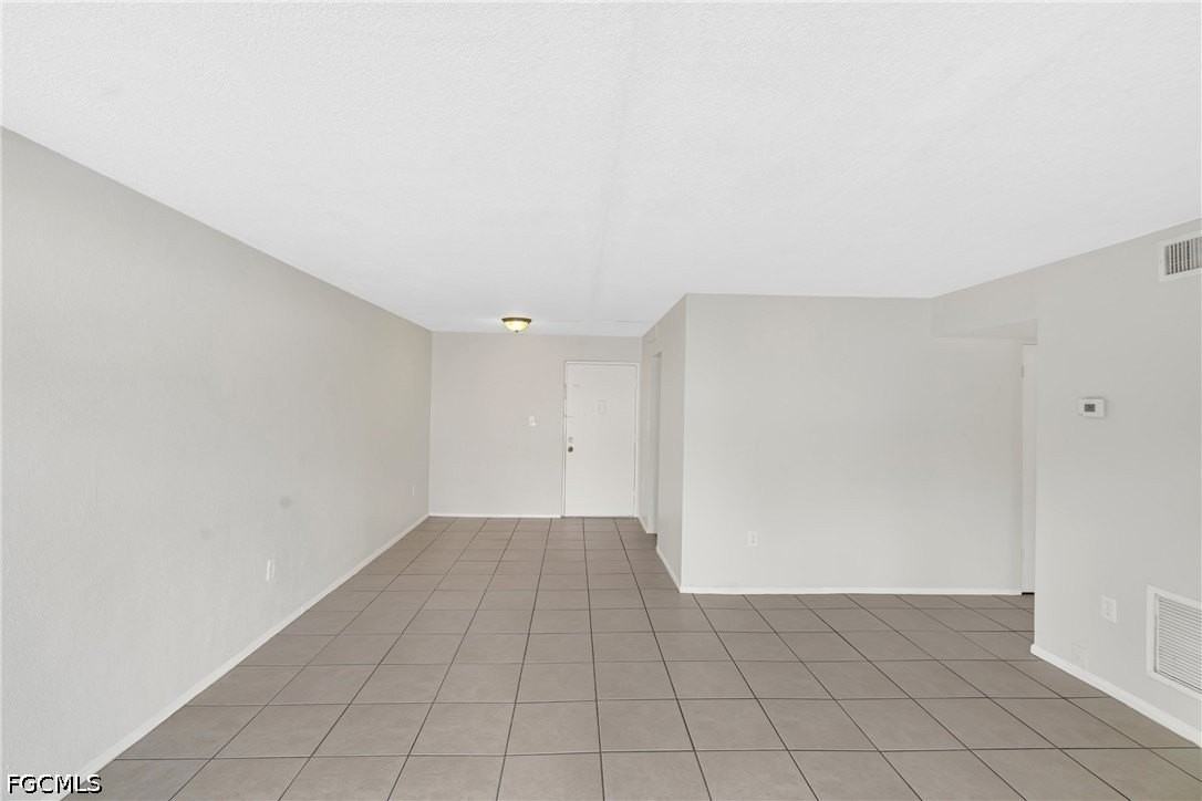 1830 Maravilla Ave #401 - Photo 6 of 24