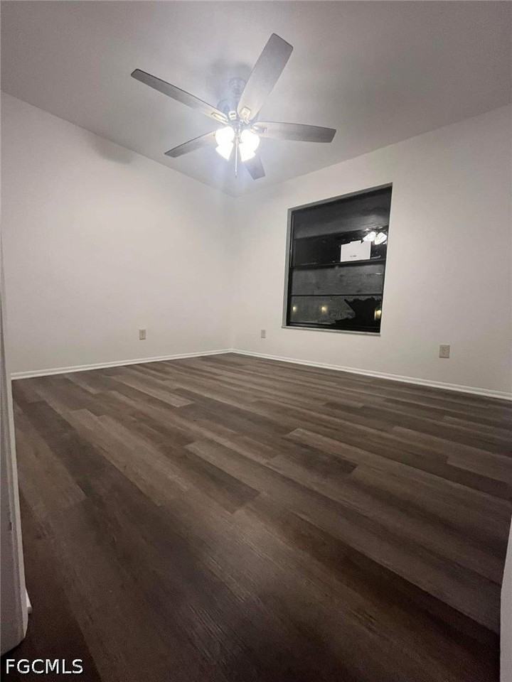 159 Se Santa Barbara Pl - Photo 7 of 15