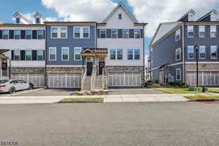 21 Dahlia Dr - Photo 1 of 1