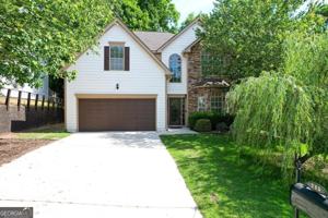 featured image of 715 Moonlight Way