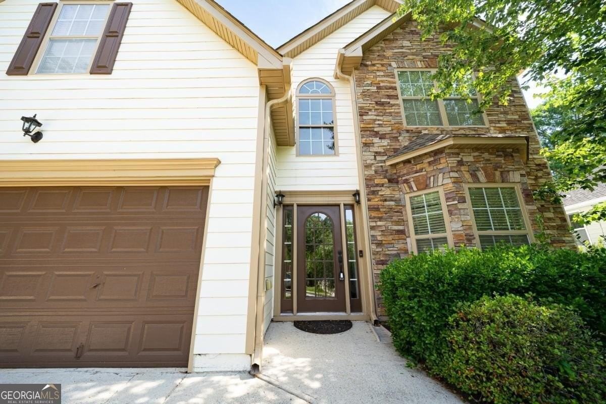 715 Moonlight Way - Photo 2 of 50