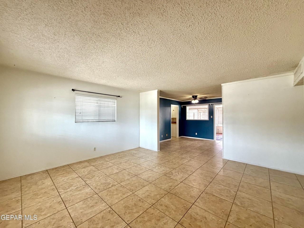 3305 Capella Ave - Photo 5 of 27