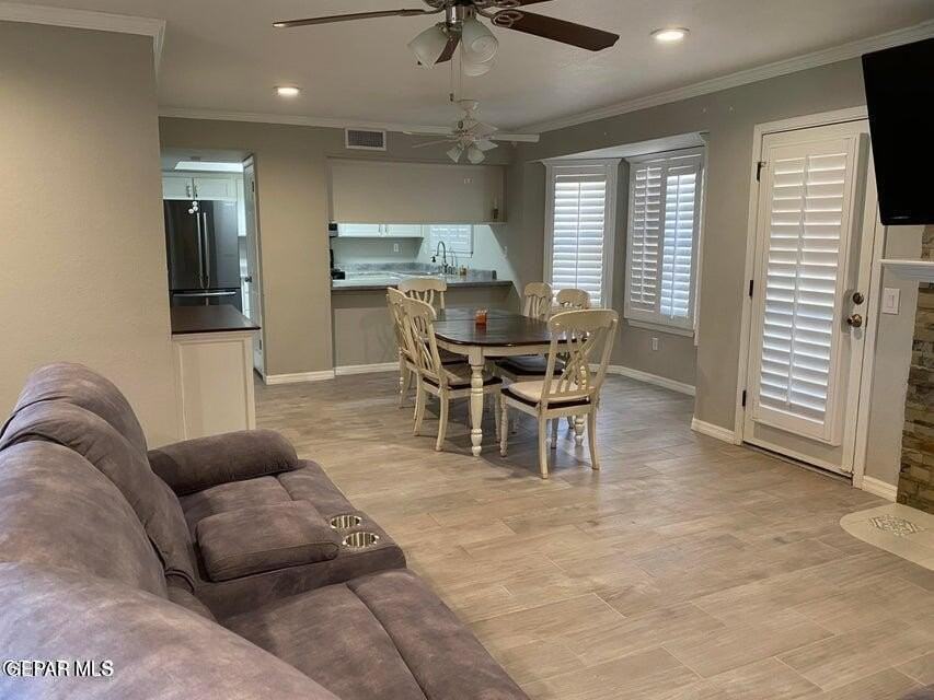 11245 Quintana Dr - Photo 2 of 9