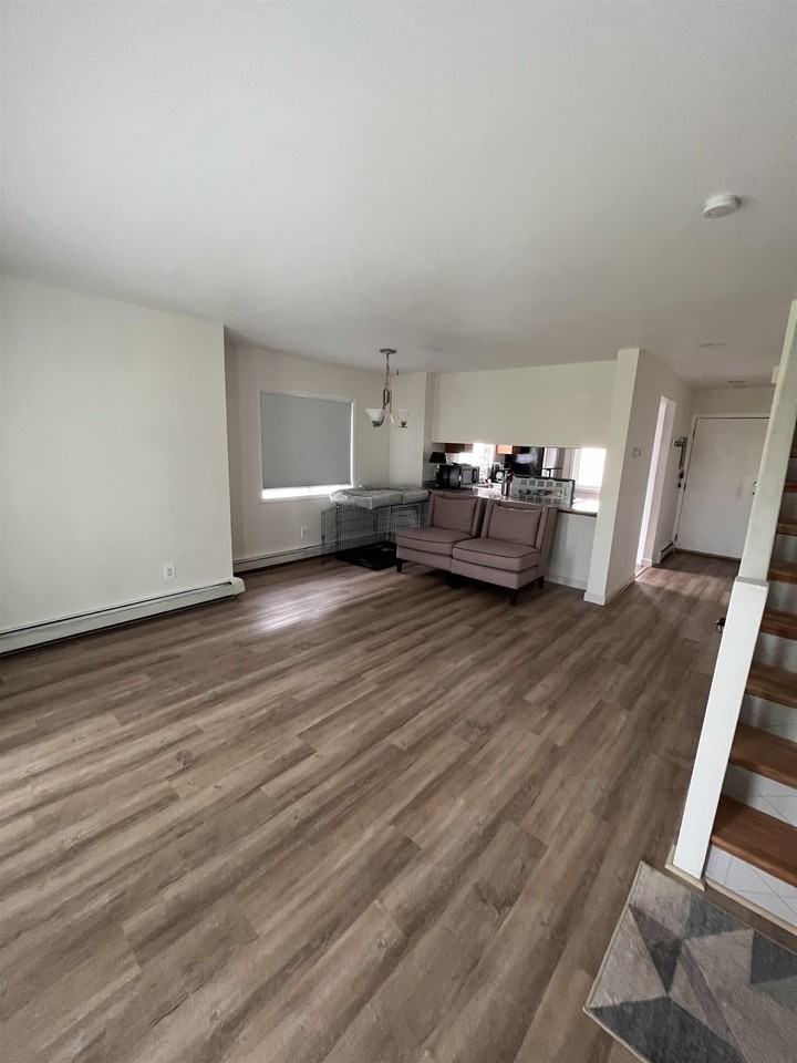1306 29th Ave #4 - Photo 6 of 18