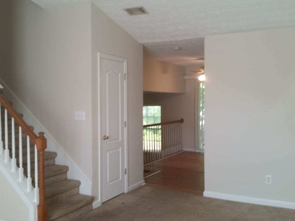5795 Meadowview Rd - Photo 2 of 25