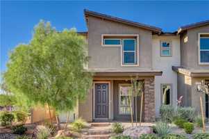 featured image of 918 Cottonwood Hill Pl