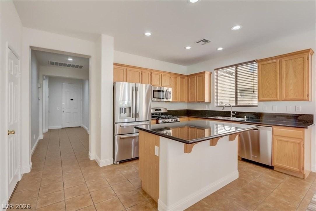 10948 Positano St - Photo 6 of 26