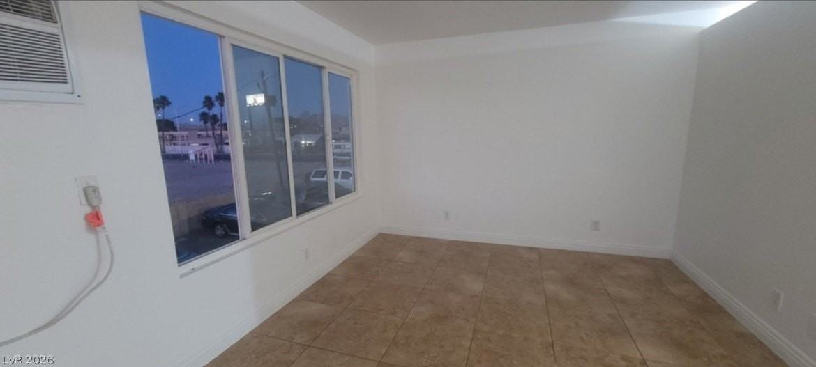 305 N 10th St #20 - Photo 7 of 10