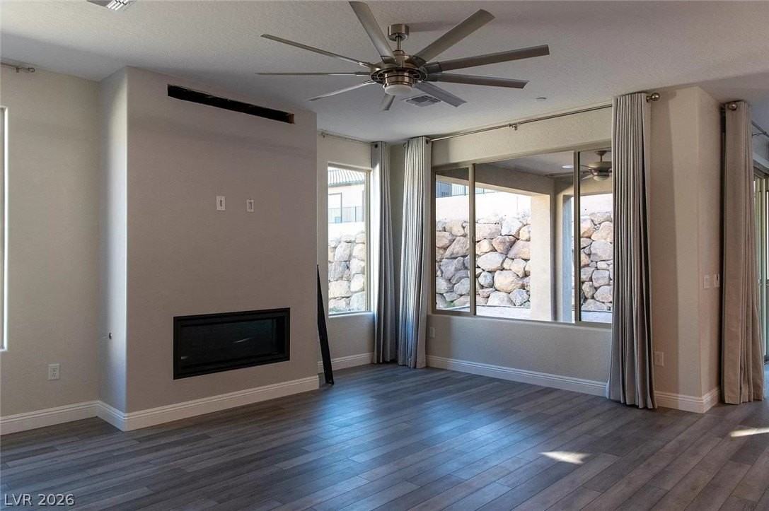 92 Lake Oasis St - Photo 7 of 45