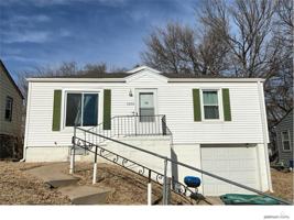 featured image of 4020 Binney St