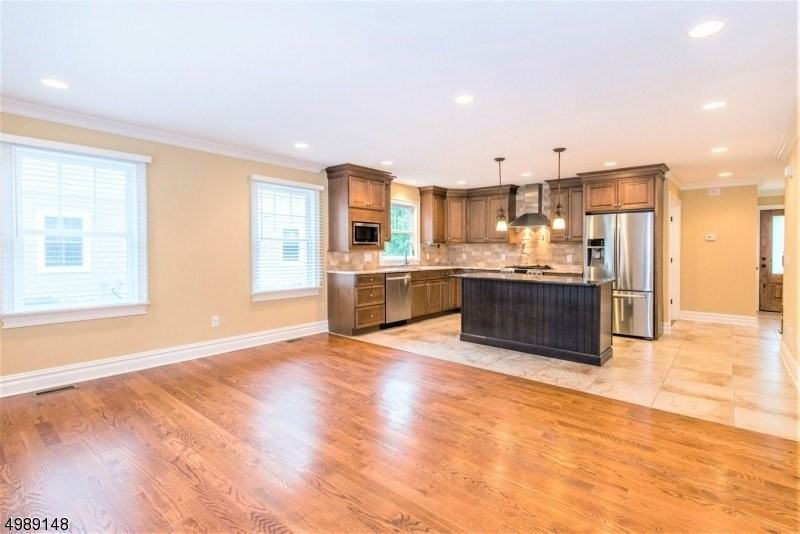64 Kent Place Blvd Unit A #A - Photo 5 of 17