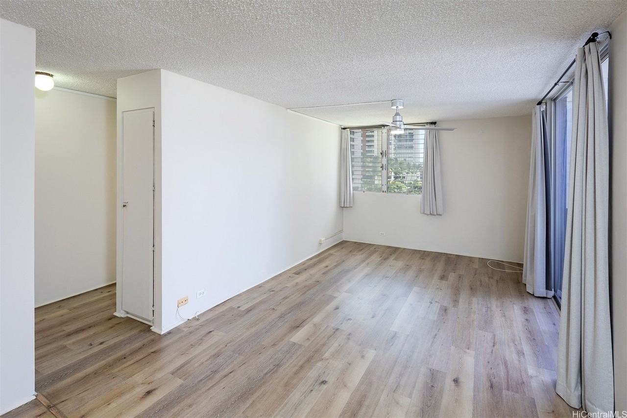2637 Kuilei St #A66 - Photo 3 of 21