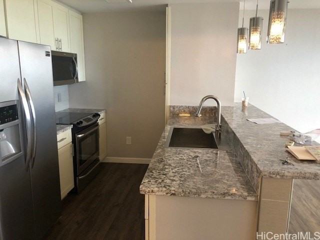 1133 Waimanu St #1808 - Photo 6 of 11