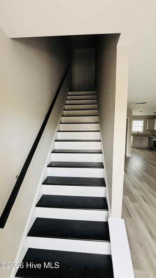 1151 Cross Creek Cir #E - Photo 2 of 11