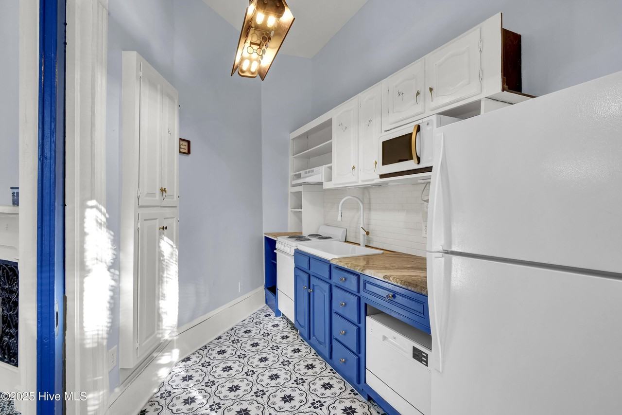 103 N 8th St - Photo 7 of 17