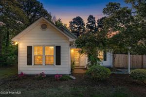 featured image of 315 Tangle Oaks Ct