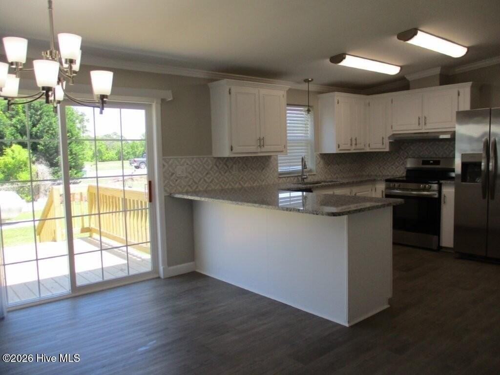213 Pettiford Rd - Photo 7 of 35
