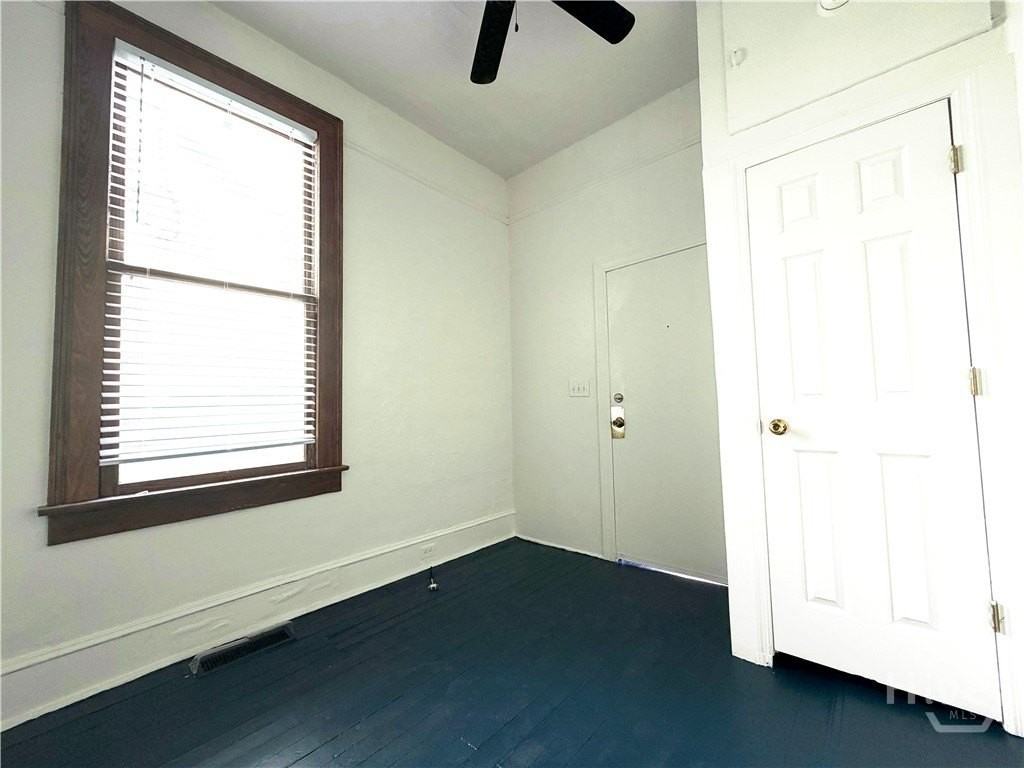 263 Barrow St #B - Photo 7 of 17