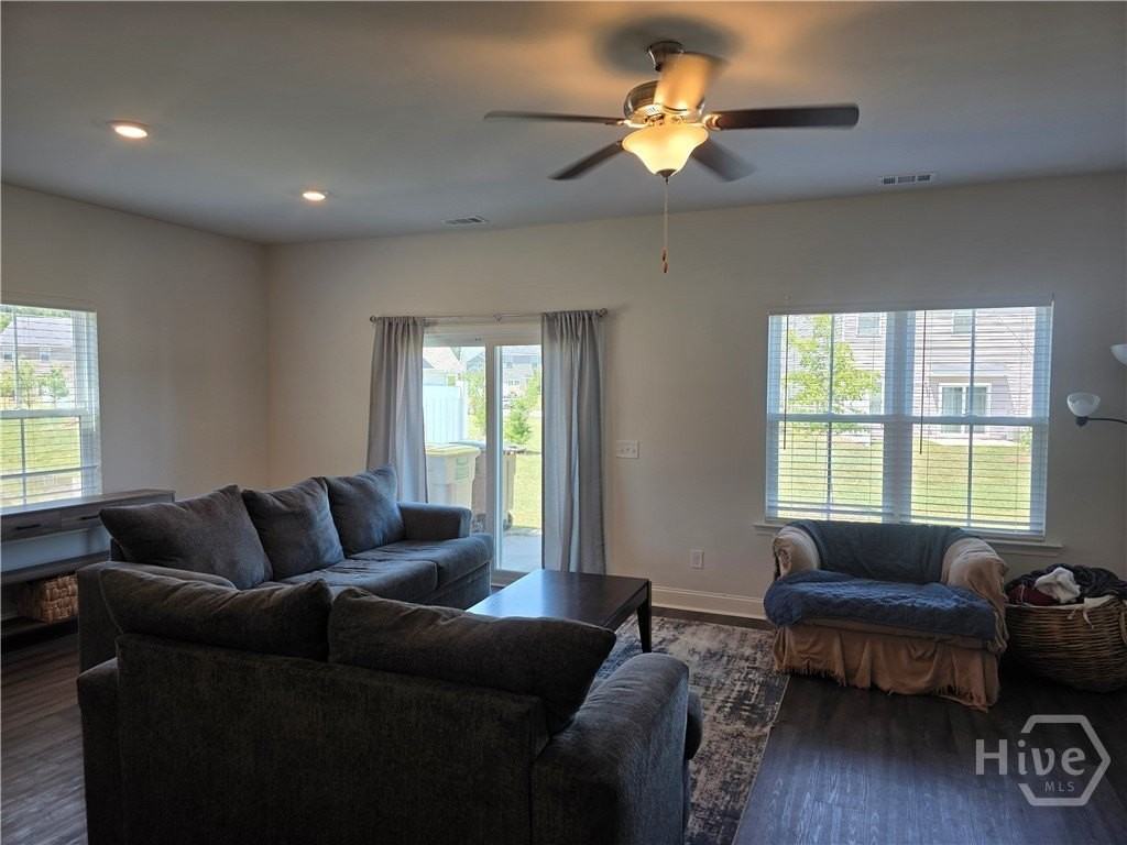 541 Governor Treutlen Cir - Photo 6 of 28