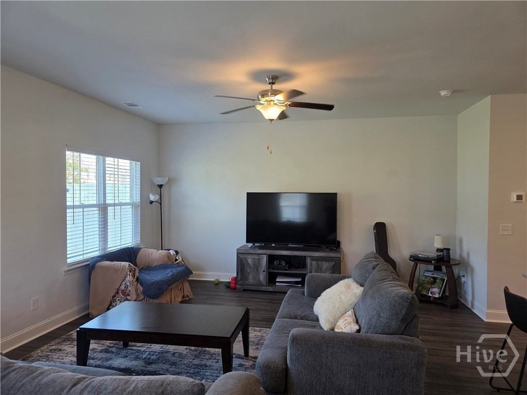 541 Governor Treutlen Cir - Photo 7 of 28