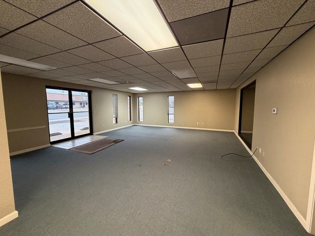 87 Coronado Dr - Photo 3 of 17