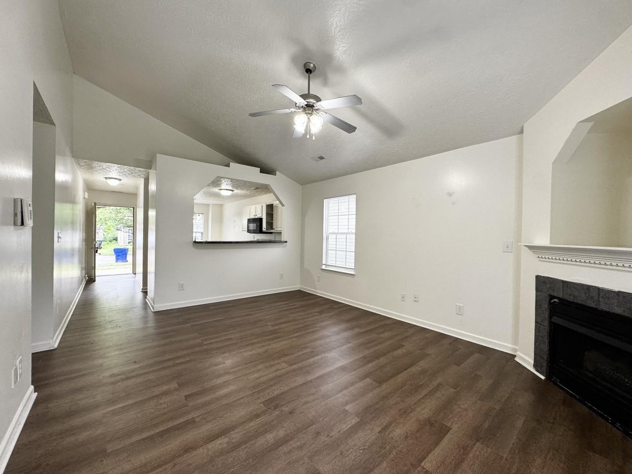 2740 Michelle Park - Photo 6 of 20