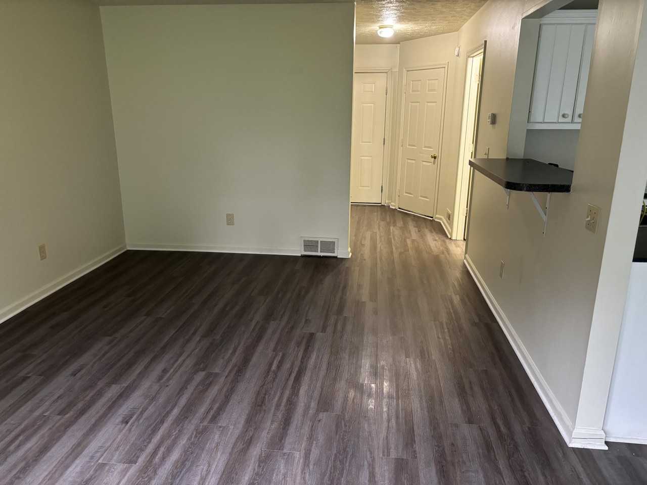 230 Breckinridge Dr - Photo 3 of 16