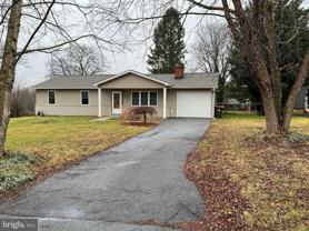 810 Wisteria Dr - Photo 1 of 1