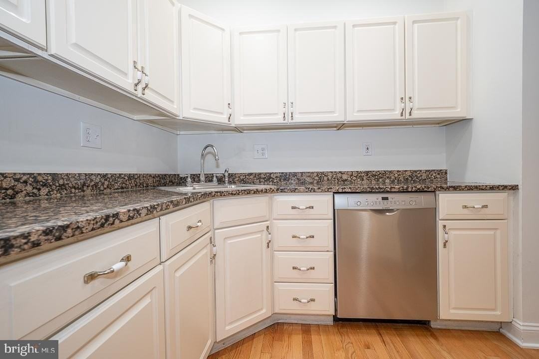 197 Daylesford Blvd - Photo 5 of 47