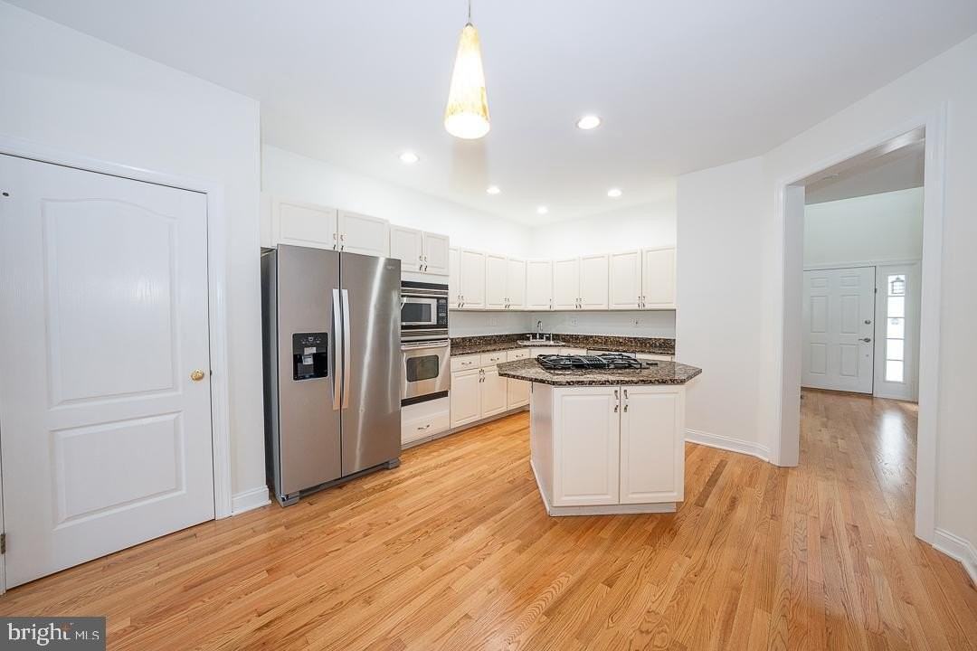 197 Daylesford Blvd - Photo 7 of 47