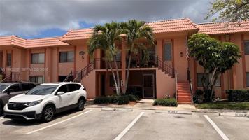 featured image of 231 Lakeview Dr #204