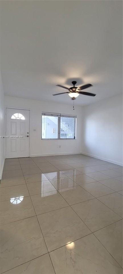 2615 Sw 22nd Ave #6 - Photo 5 of 21