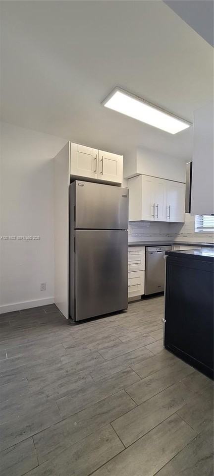 2615 Sw 22nd Ave #6 - Photo 6 of 21