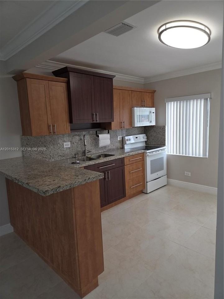 1680 E 5th Ave #1690 - Photo 7 of 13