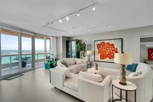 featured image of 1643 Brickell Ave #1602