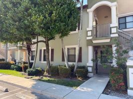 featured image of 3585 Ne 5th St #102