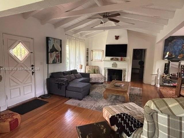 8228 Ne 8th Ct - Photo 2 of 20