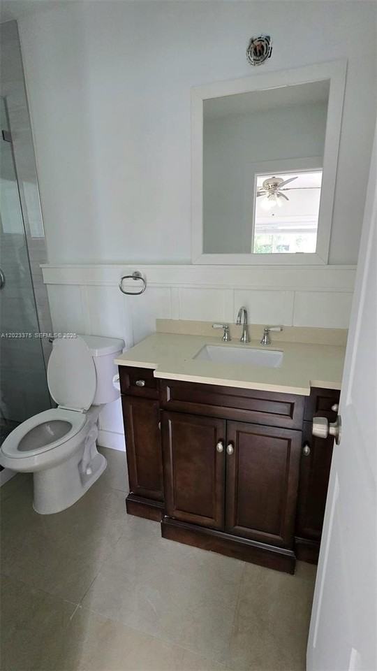 11930 Sw 187th St #1 - Photo 5 of 12