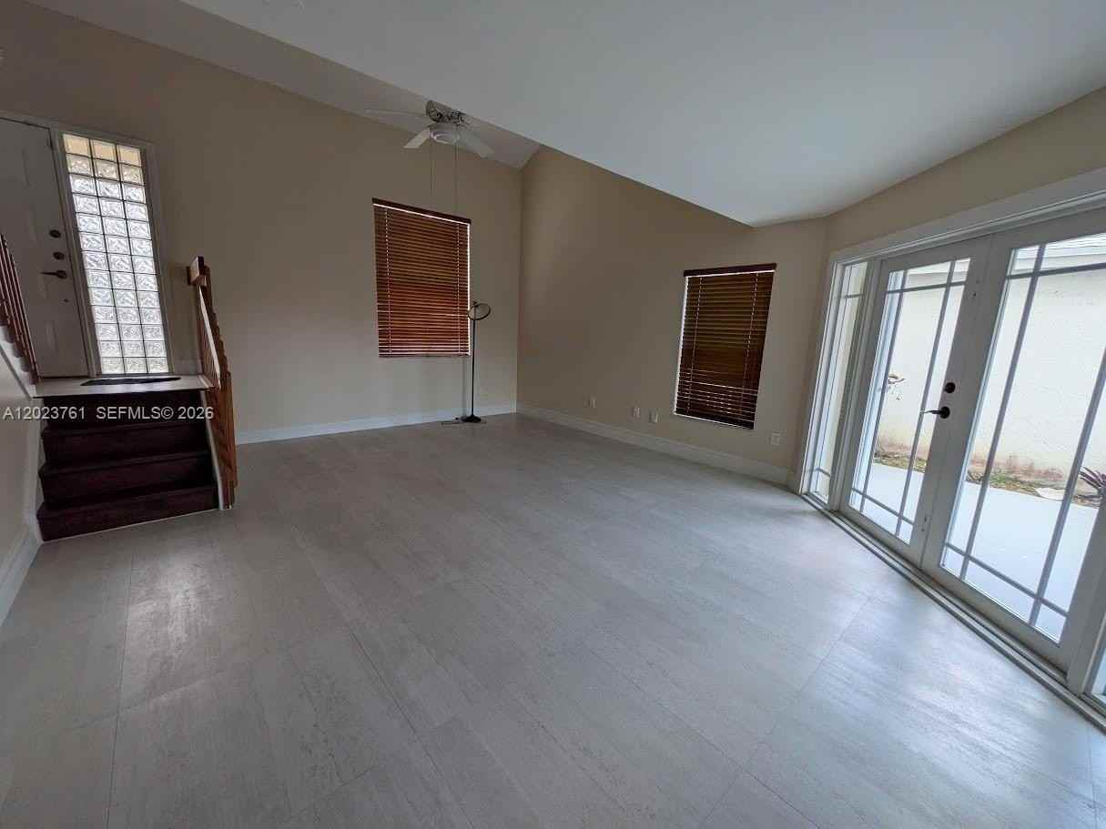 11740 Sw 102nd St - Photo 4 of 13