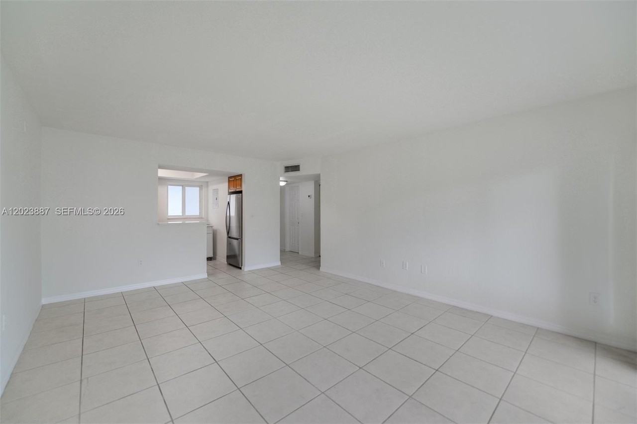 7737 Sw 88th St #C312 - Photo 5 of 32