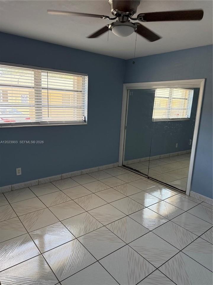 3525 Polk St #7 - Photo 7 of 11