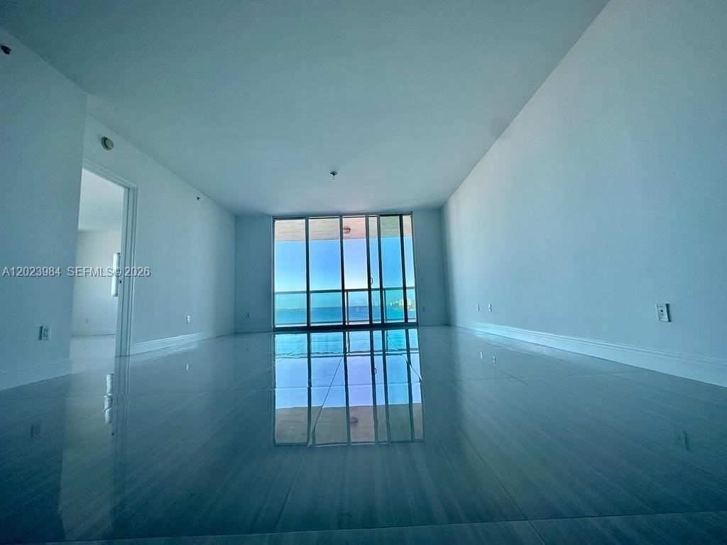 2650 Lake Shore Dr #1001 - Photo 5 of 43