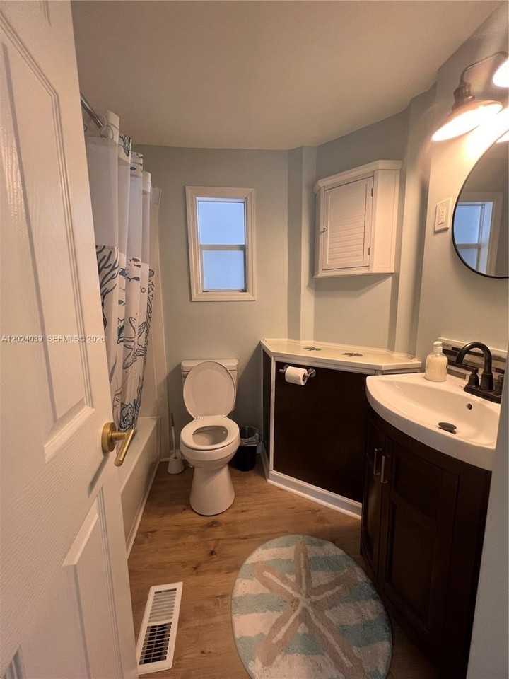 8709 Sw 15th St #NA - Photo 7 of 13