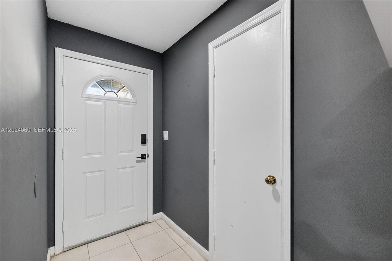 5843 Woodlands Blvd #5843 - Photo 4 of 37
